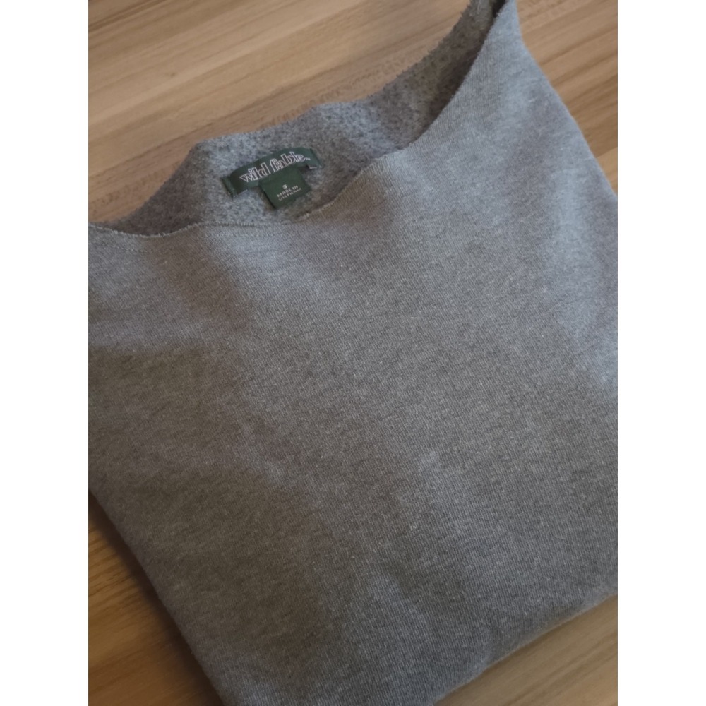 Wild Fable Women's Gray‎ Cropped Raw Hem Crewneck Pullover Sweatshirt Size M